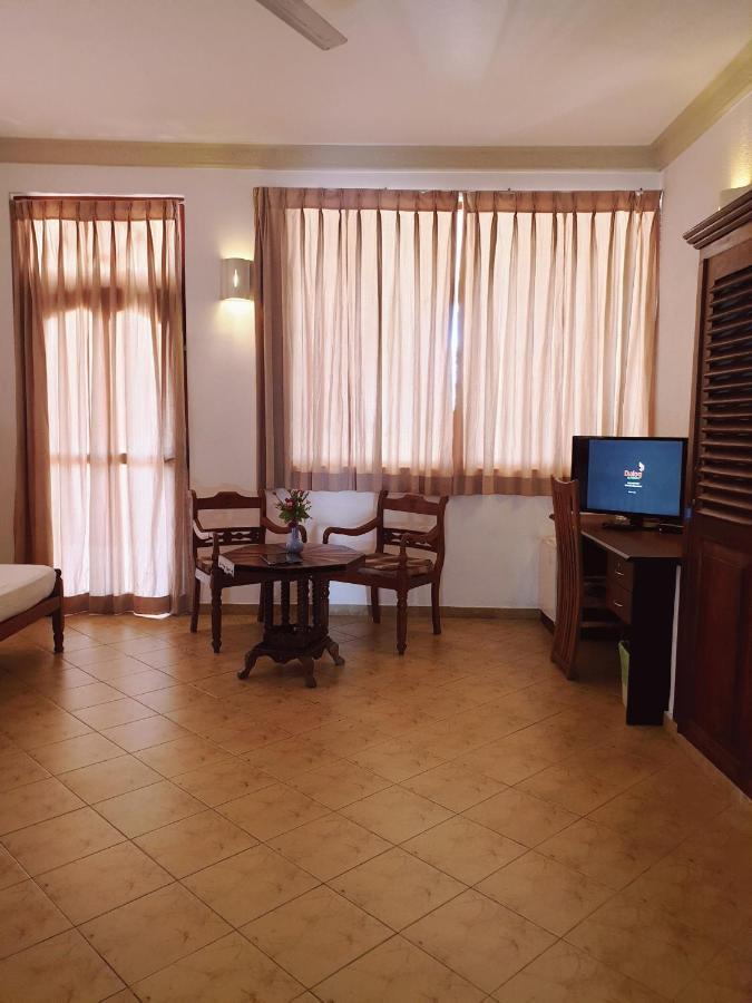 Oasey Ayurveda Hotel Bentota Ngoại thất bức ảnh